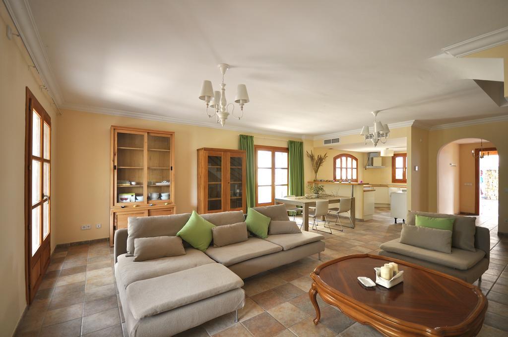 Houm Villa Cala Pi Cala Pi  Room photo